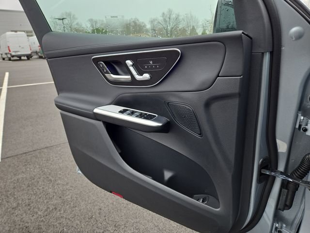 New 2026 Cirrus Silver Metallic Mercedes-Benz GLC300 image 19