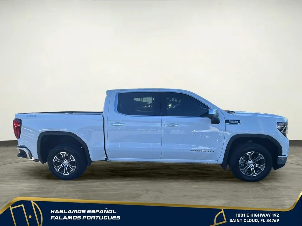 Certified Used 2024 Summit White GMC SLT image 7