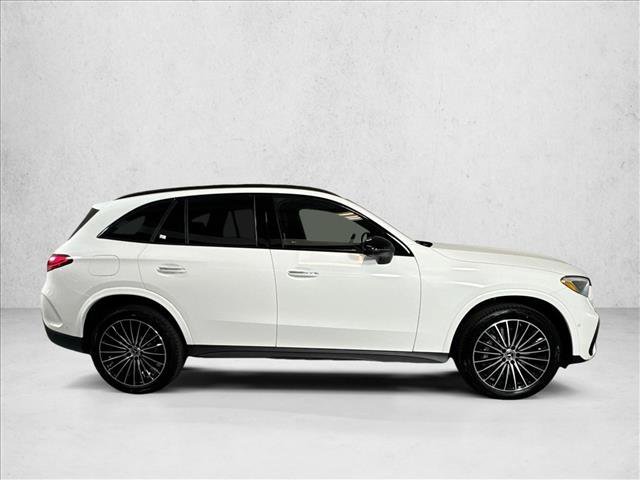 New 2026 Polar White Mercedes-Benz GLC 300 image 32