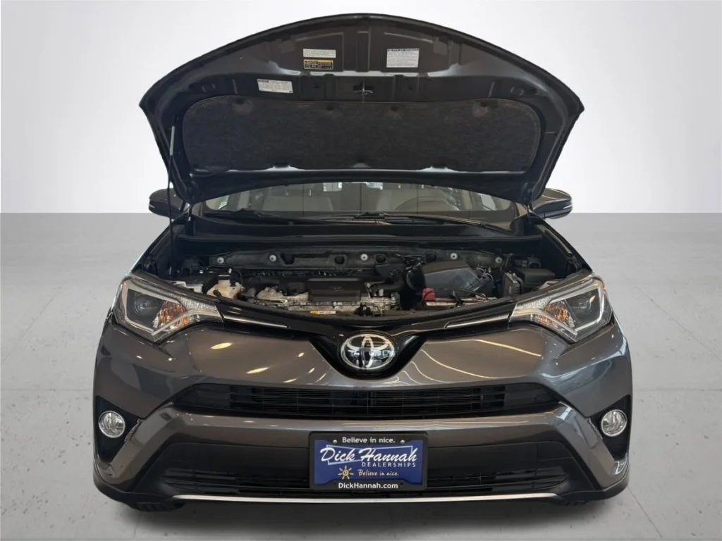Used 2017 Gray Toyota XLE image 4