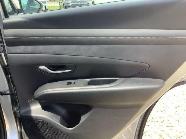 New 2026 Shimmering Silver Hyundai Blue SE image 15