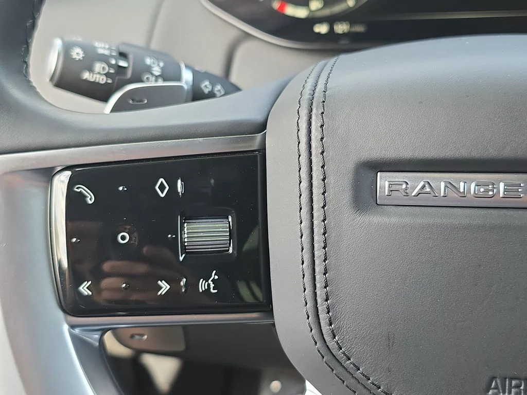Certified Used 2023 Black Land Rover SE image 19