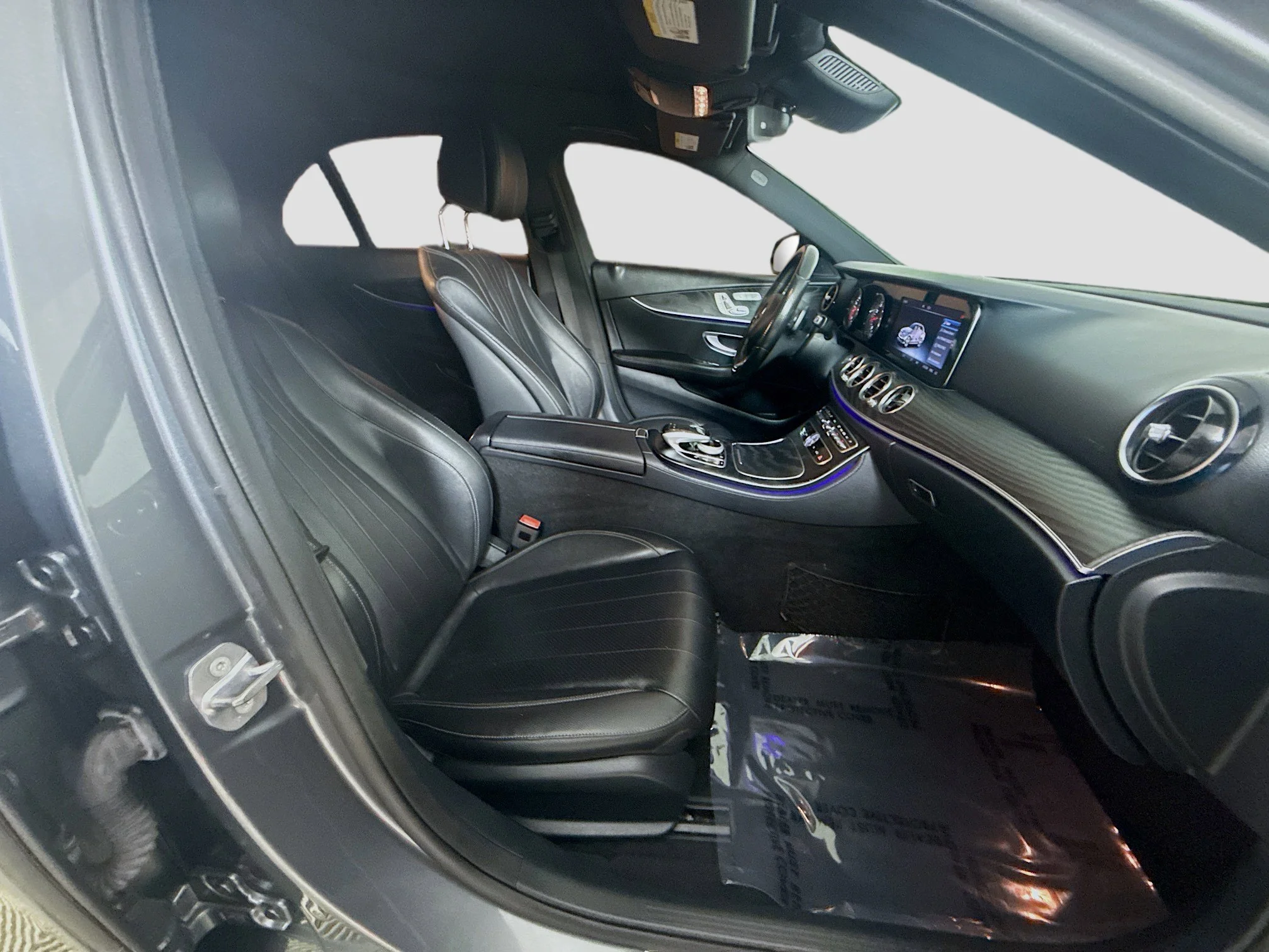 Used 2018 Selenite Gray Metallic Mercedes-Benz E 300 image 25
