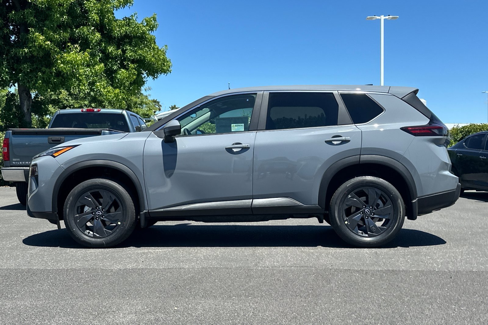 New 2026 Boulder Gray Pearl Nissan SV image 7