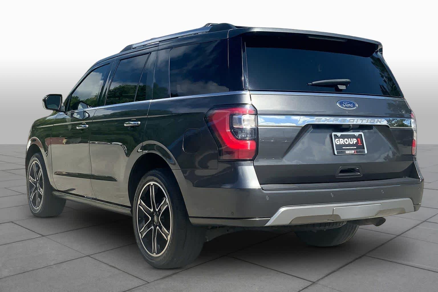 Used 2020 Magnetic Metallic Ford Limited image 12
