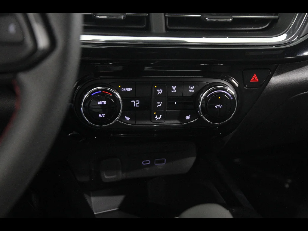 2026 Chevrolet Trax RS - Photo 13