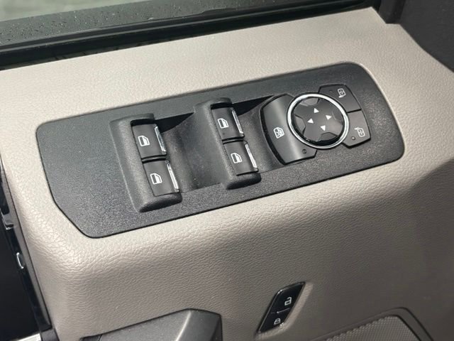 Used 2017 Gray Ford XLT image 15