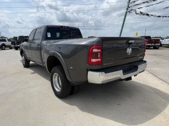 Used 2022 Granite Crystal Metallic Clearcoat Ram Laramie image 3