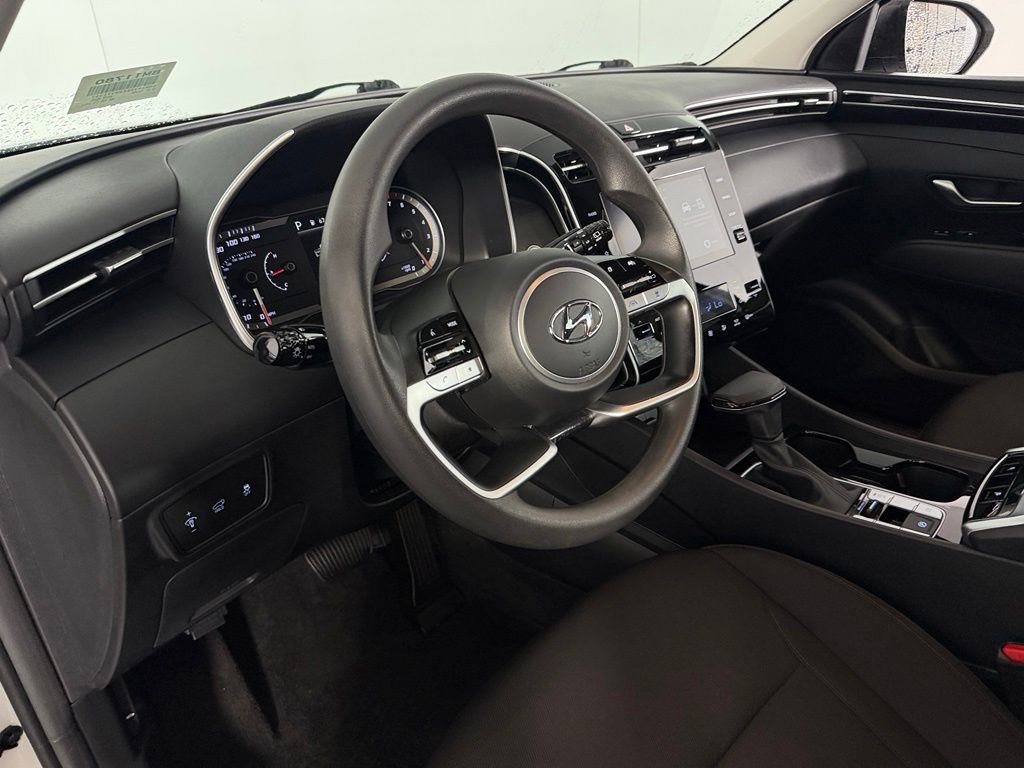 Used 2024 White Hyundai SEL image 21