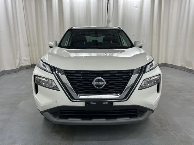 Used 2023 White Nissan SV image 20