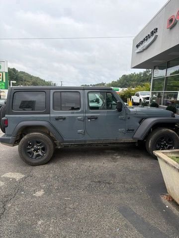 Used 2024 Gray Jeep Sport image 3
