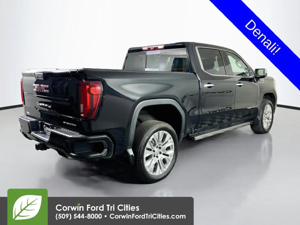 Used 2021 Onyx Black GMC Denali image 14
