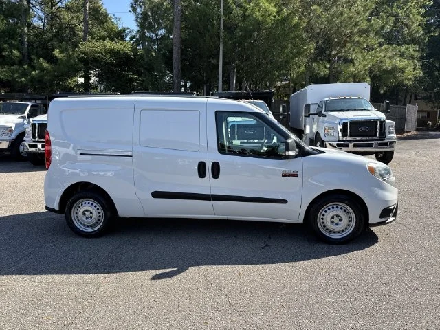 Used 2022 White Ram Base image 9