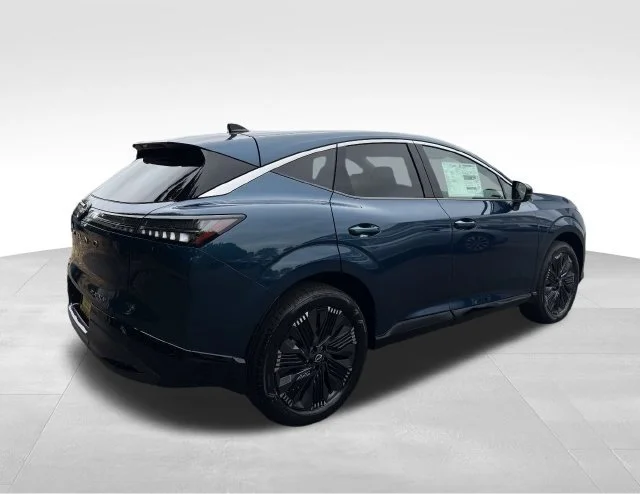 New 2026 Aurora Blue Pearl Metallic Nissan Platinum image 7