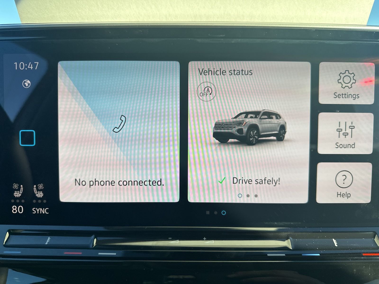 New 2026 Silver Volkswagen 2.0T SE w/Technology image 23