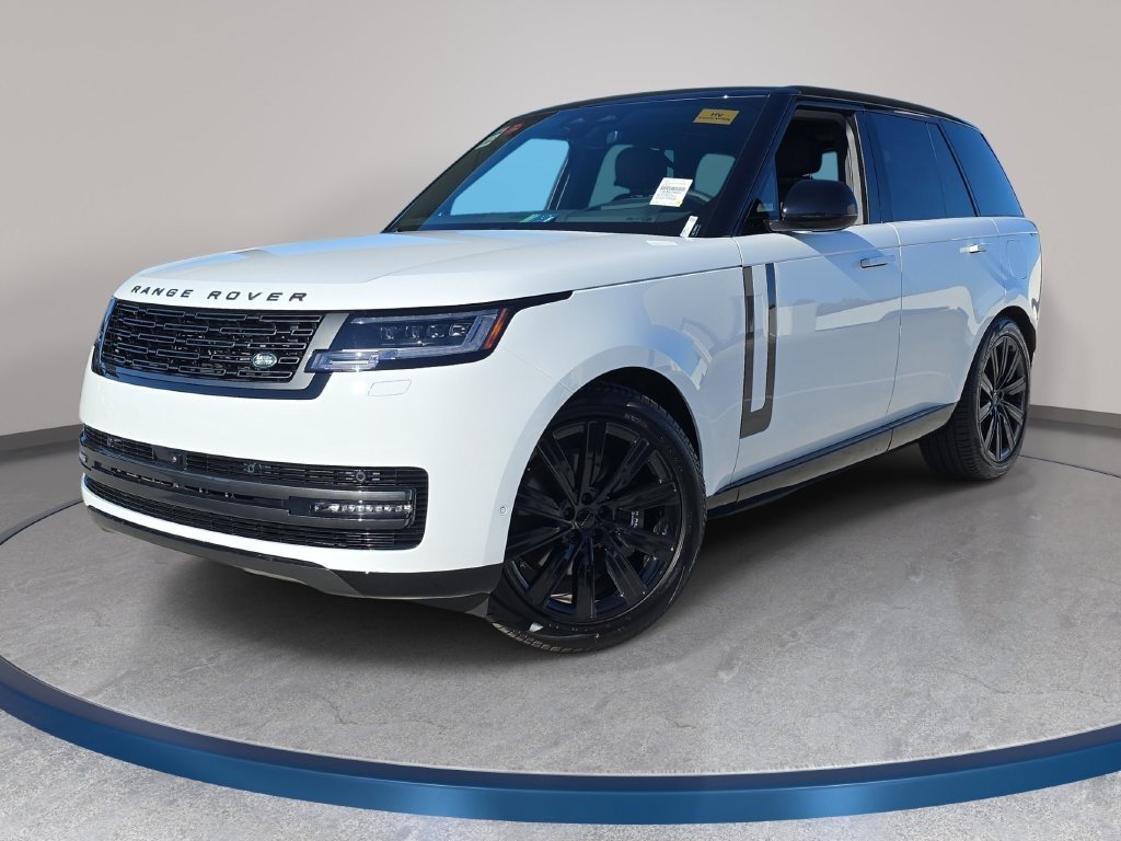 New 2026 Fuji White Land Rover SE image 1