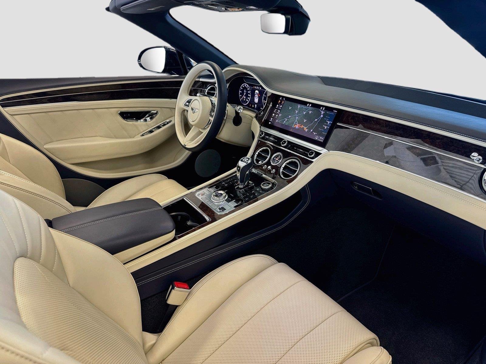 Used 2024 Dark Sapphire Metallic Bentley GT V8 image 2