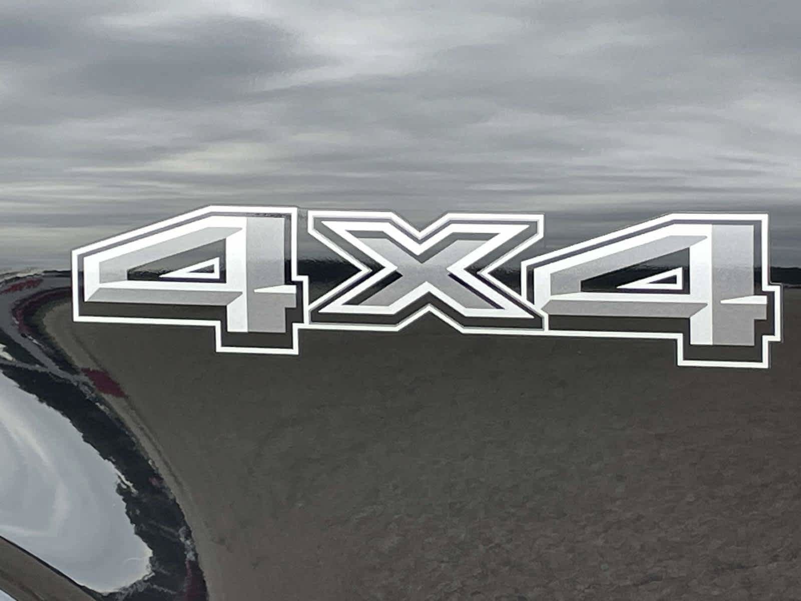 Used 2025 Agate Black Ford XLT image 20