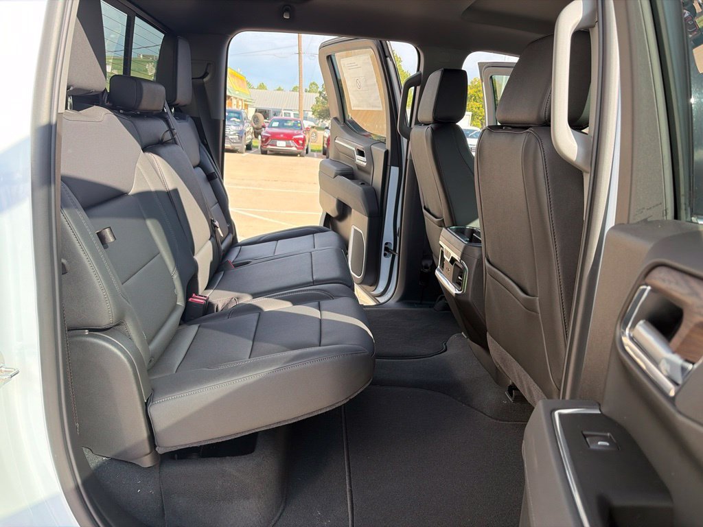 New 2026 Glacier White Tricoat GMC SLT image 18