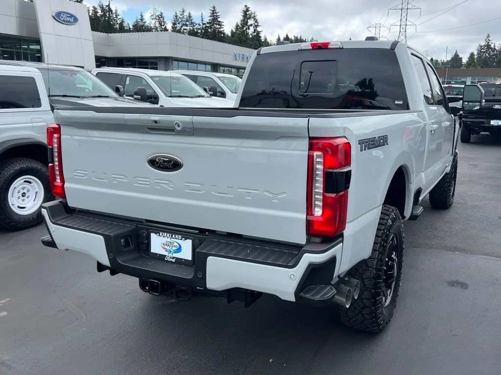 New 2026 Avalanche Ford F-350® Lariat® image 8