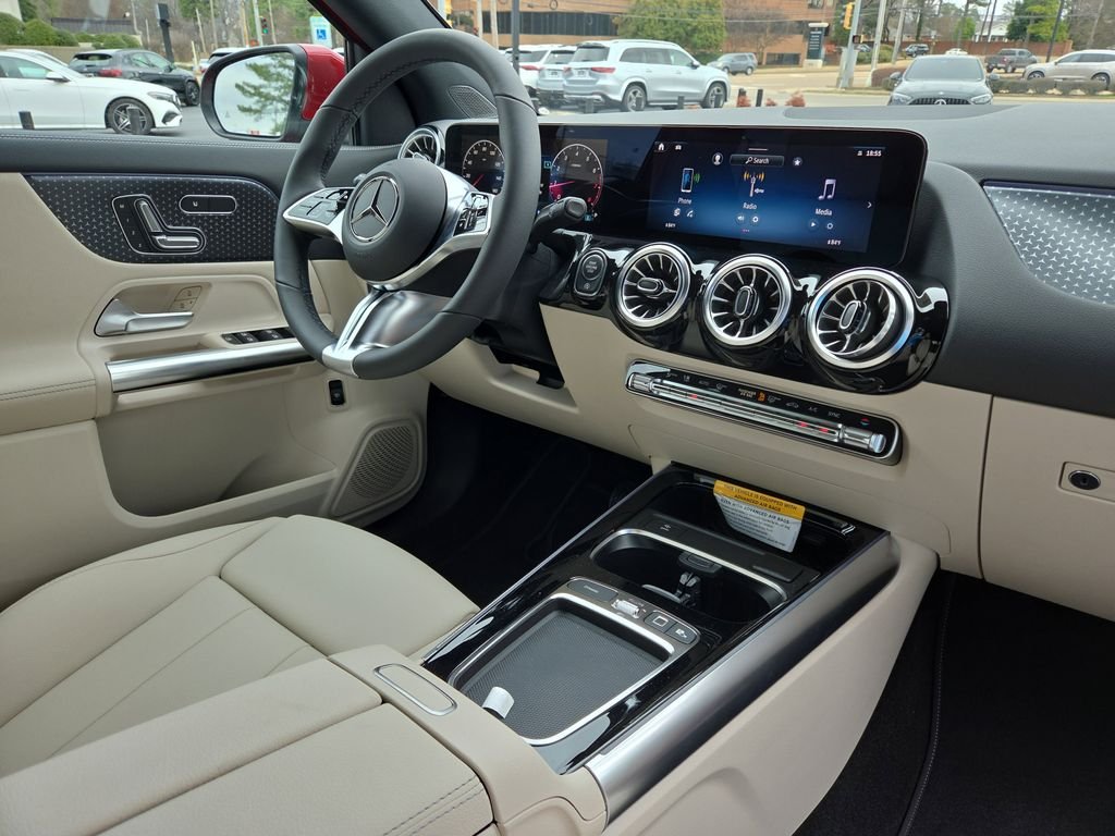 Certified Used 2026 Red Mercedes-Benz GLA 250 image 20