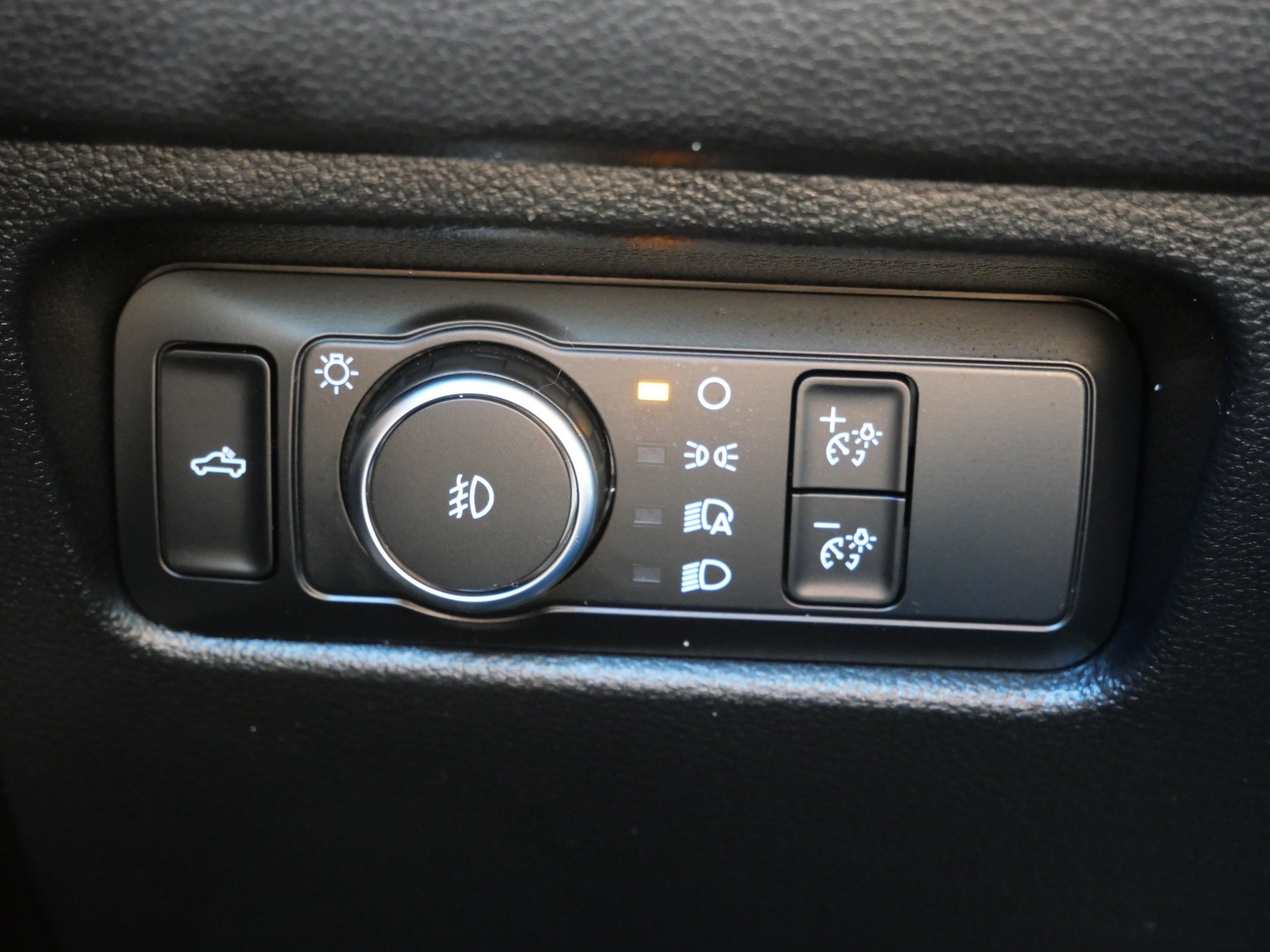 Used 2024 Cactus Grey Ford XLT image 26