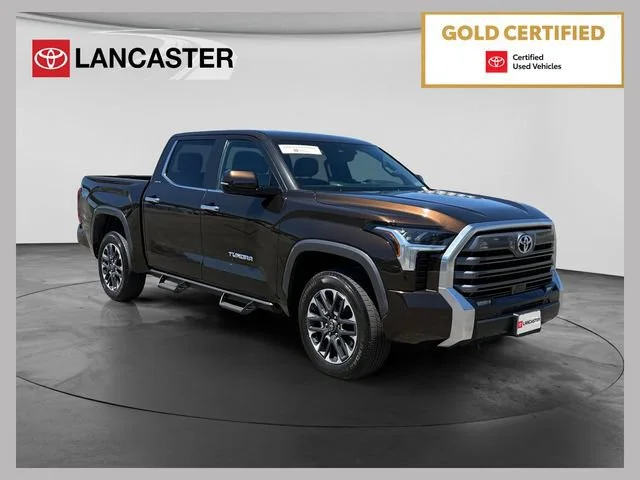 Certified Used 2025  Toyota Limited image 1