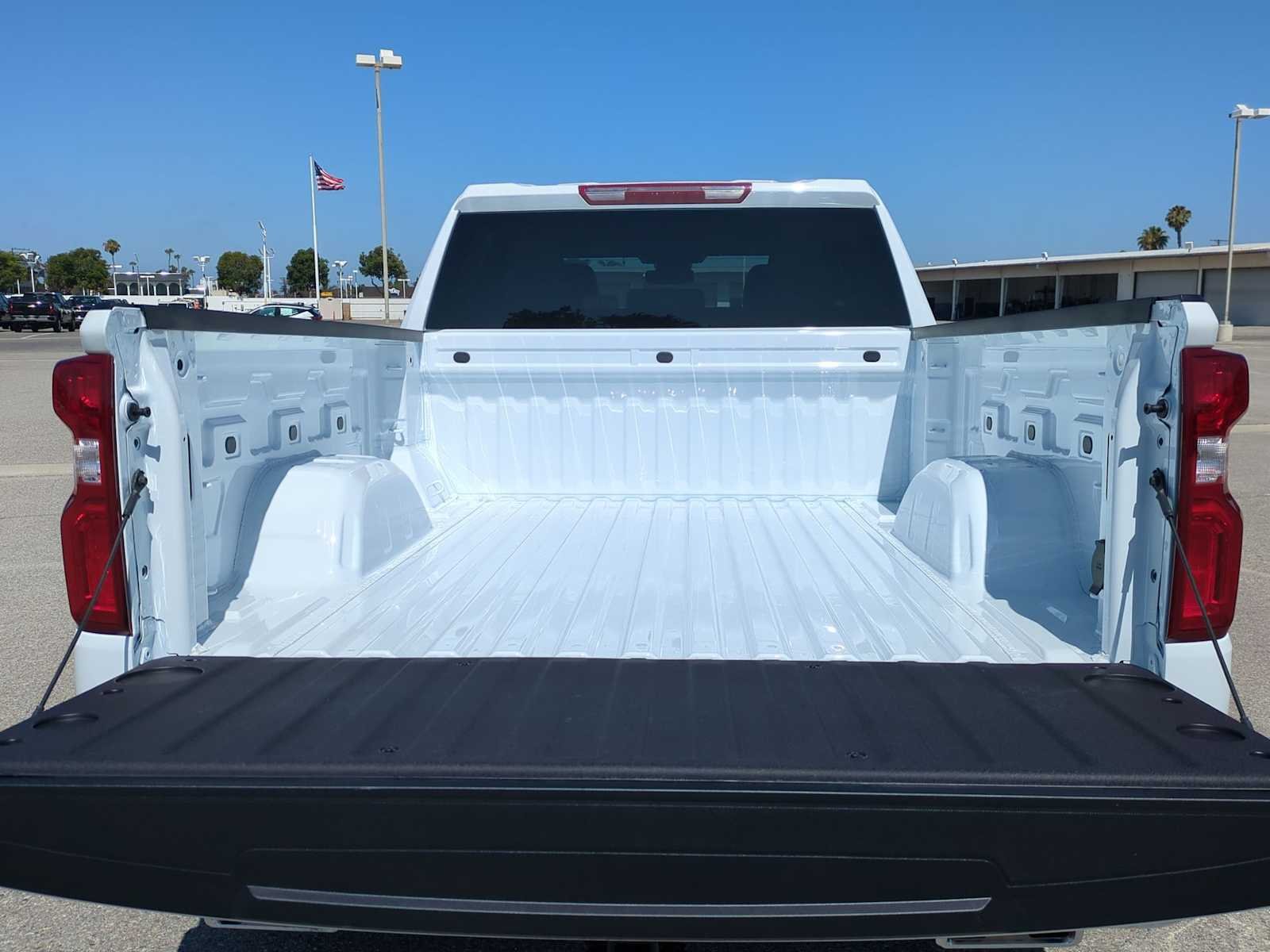 2026 Chevrolet Silverado 1500 LTZ - Photo 25