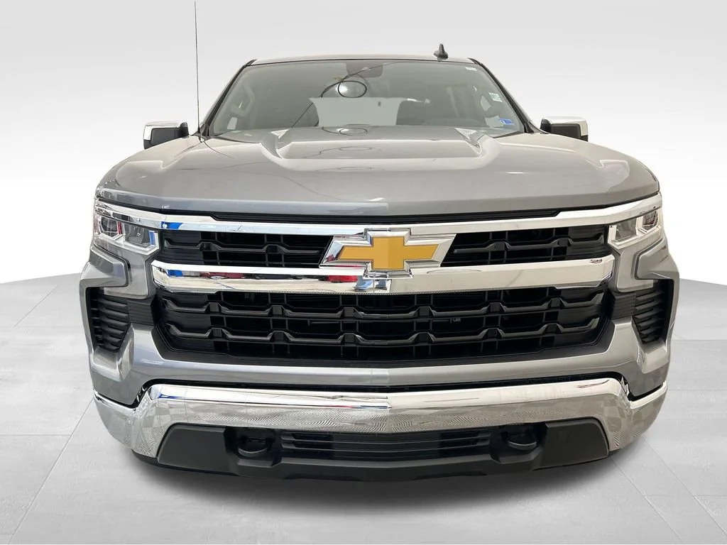 Used 2023 Sterling Gray Metallic Chevrolet LT (2FL) image 10