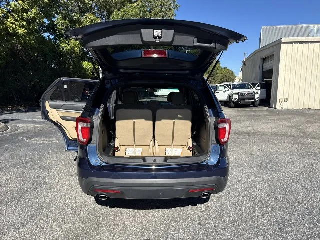Used 2017 Blue Ford Base image 13