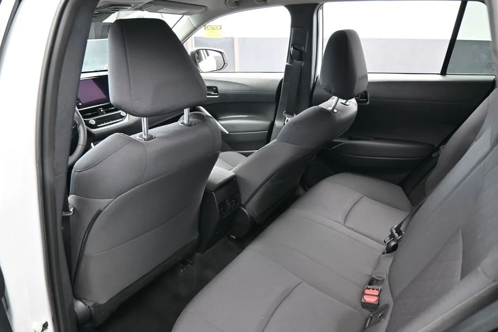 Used 2024 Pearl Toyota LE image 33