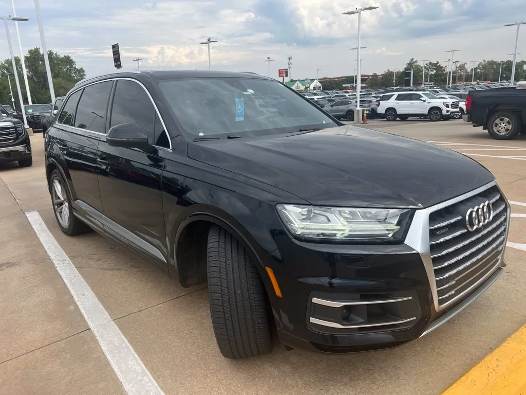 Used 2017 Black Audi 3.0T Prestige image 5