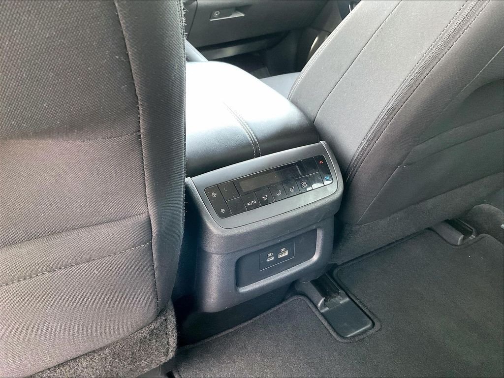 Used 2024 Silver Nissan SV image 28