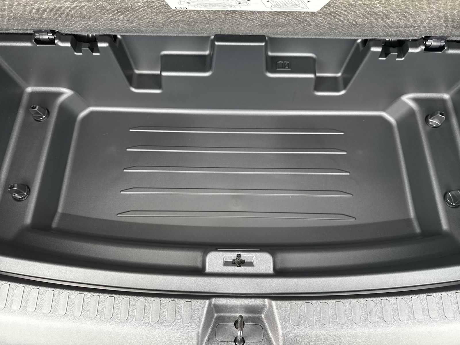 Certified Used 2024 White Frost Tricoat GMC Denali image 28