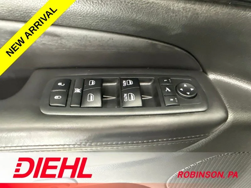 Used 2018 Black Jeep Overland image 23