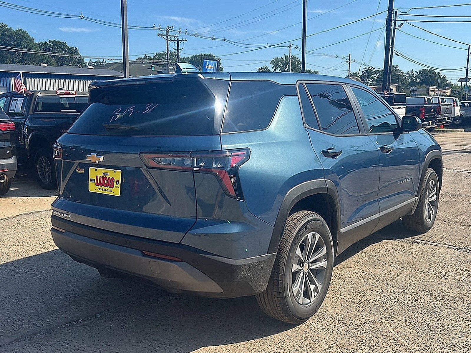 New 2027 Lakeshore Blue Metallic Chevrolet LT image 8