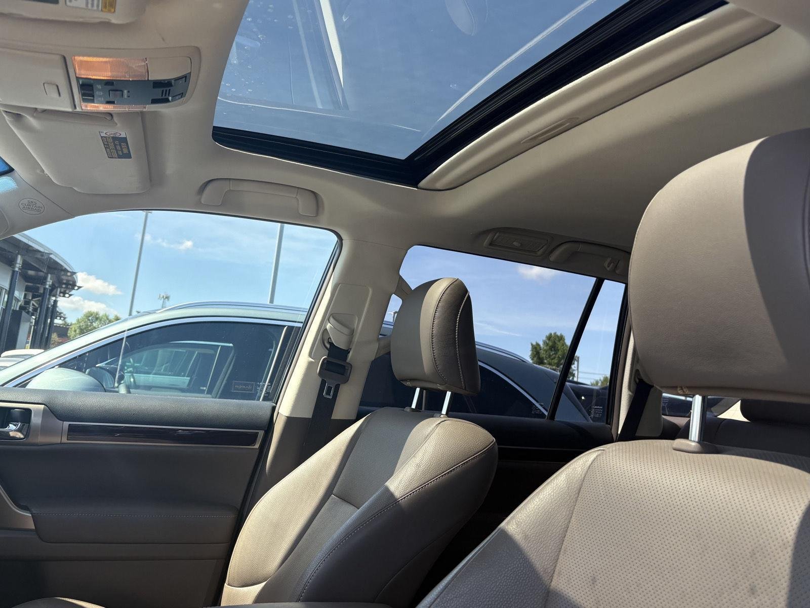 Used 2018  Lexus GX 460 image 7