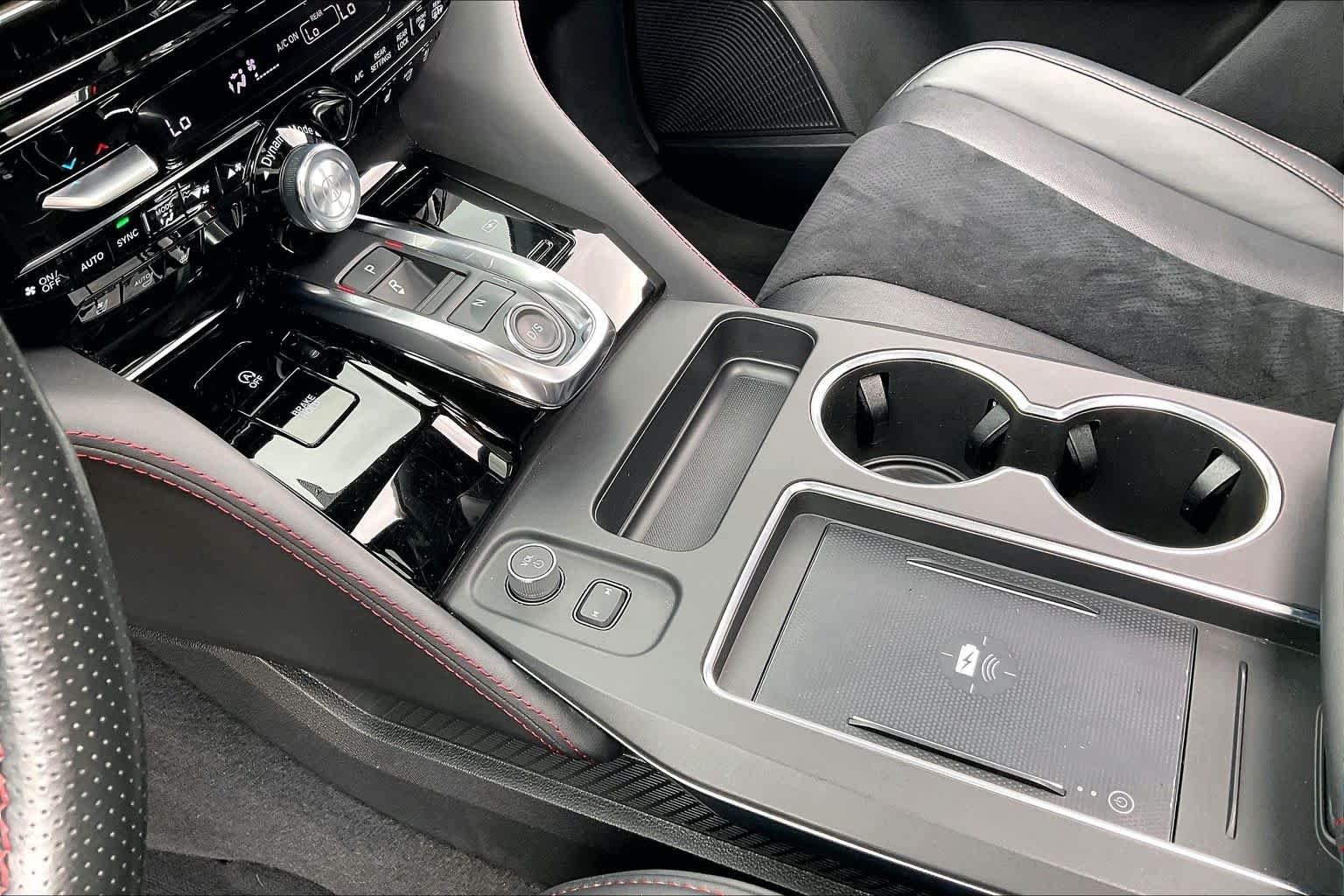 2025 Acura MDX A-Spec Package - Photo 16
