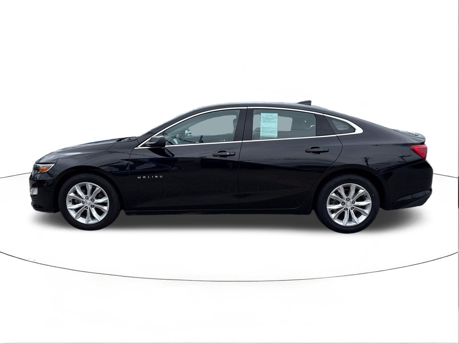 Used 2023 Mosaic Black Metallic Chevrolet LT image 6