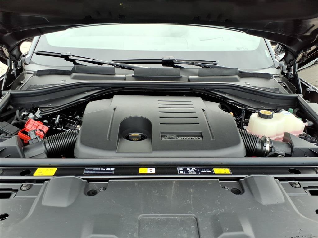 New 2026 Santorini Black Land Rover SE image 10