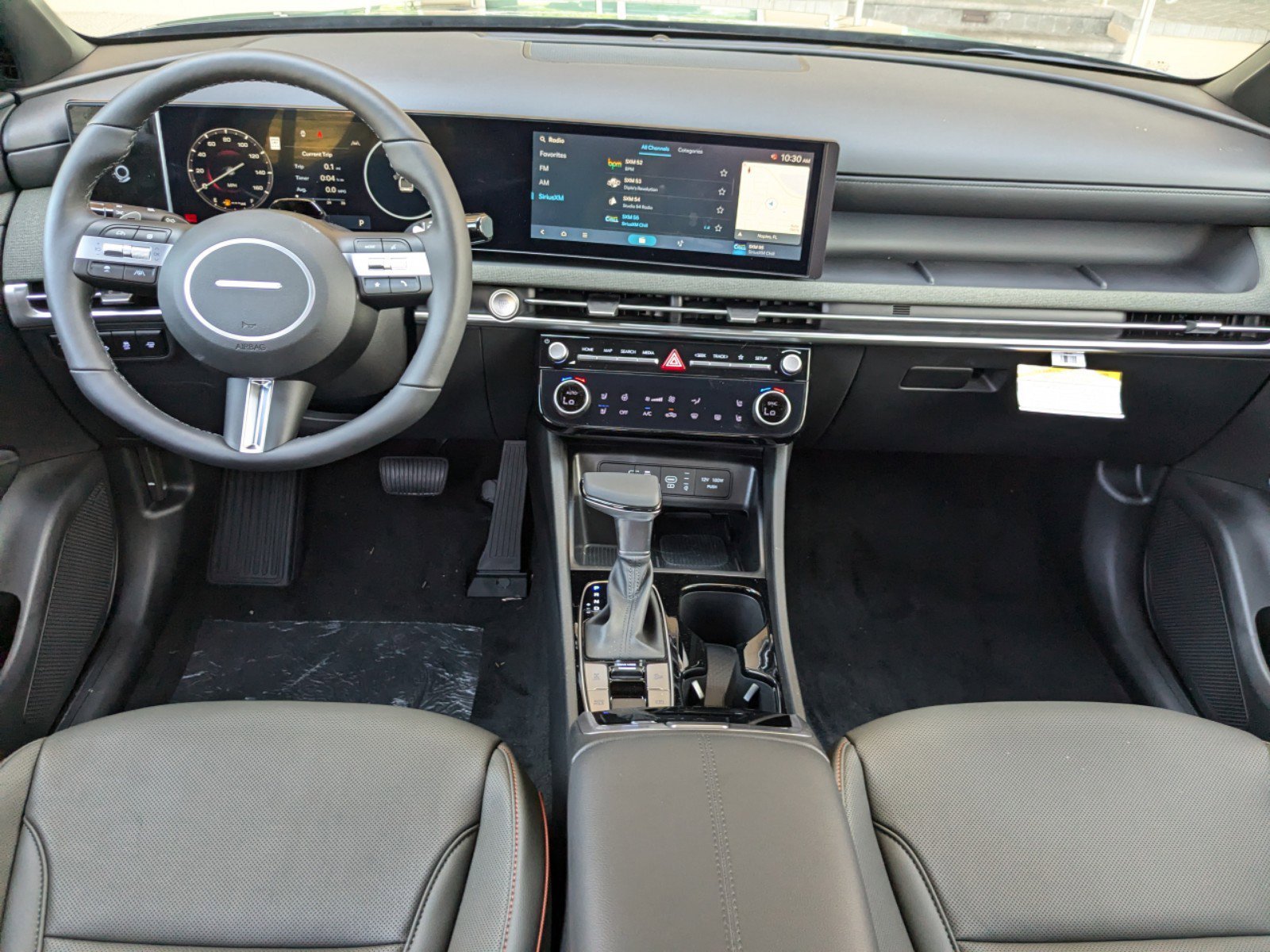 2025 Hyundai Santa Cruz Limited - Photo 11