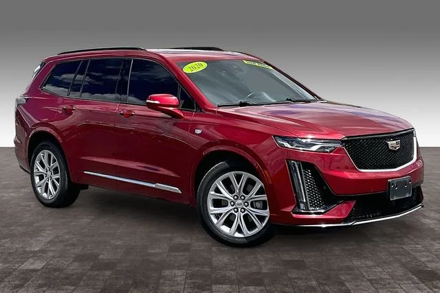 Used 2020 Red Cadillac Sport image 11