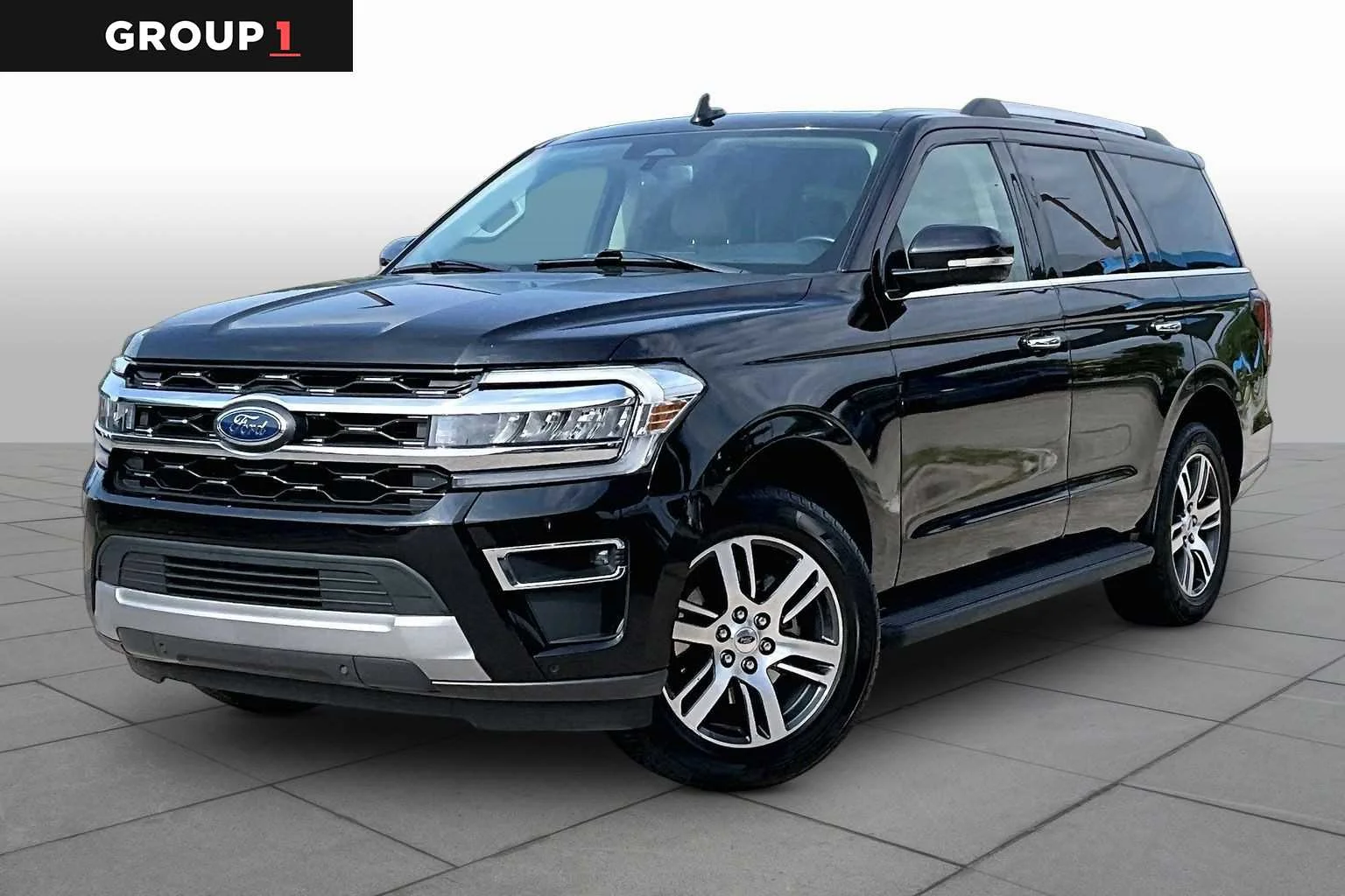 2024 Ford Expedition Limited's photo