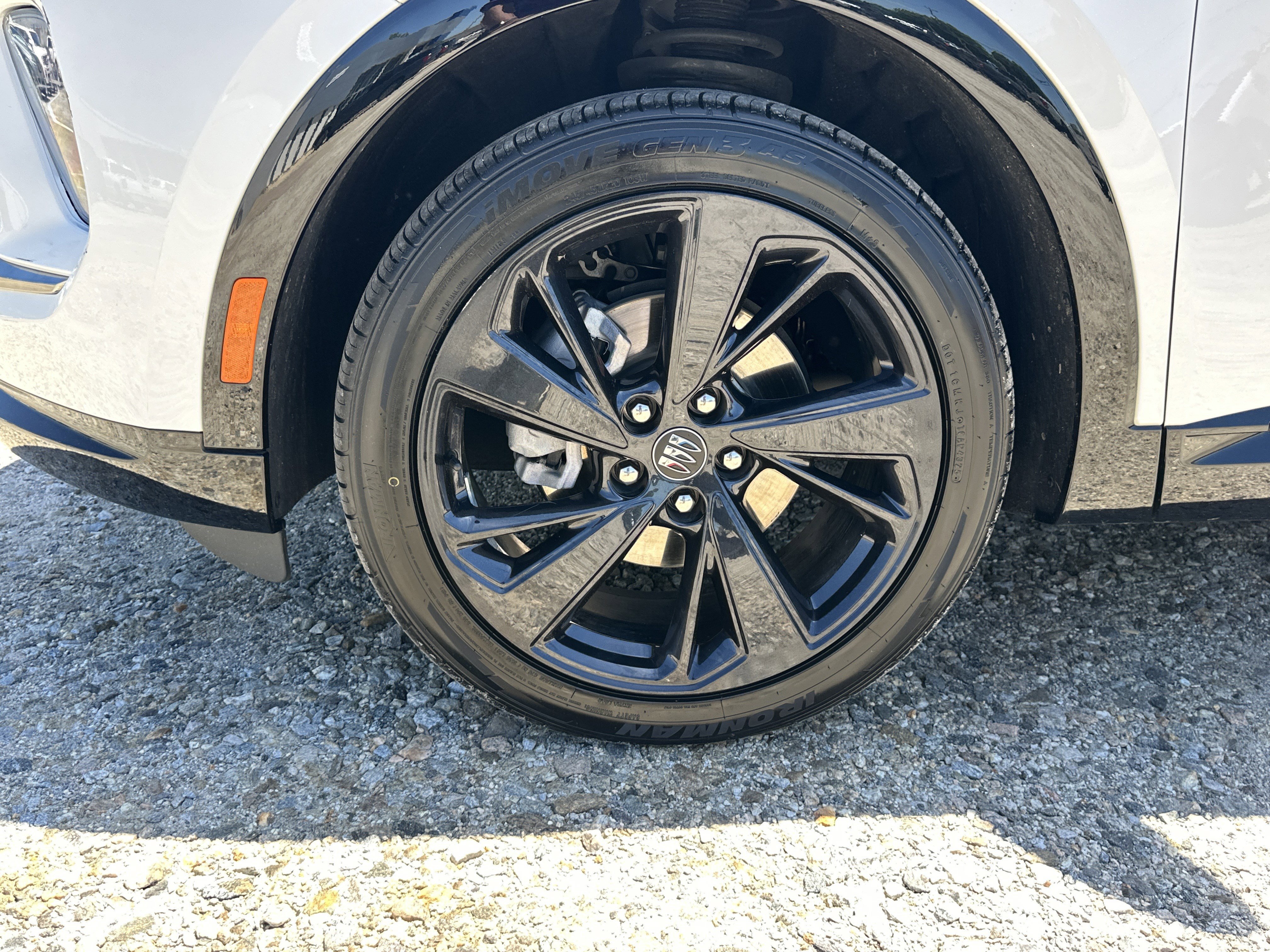 2025 Buick Envision Sport Touring - Photo 12
