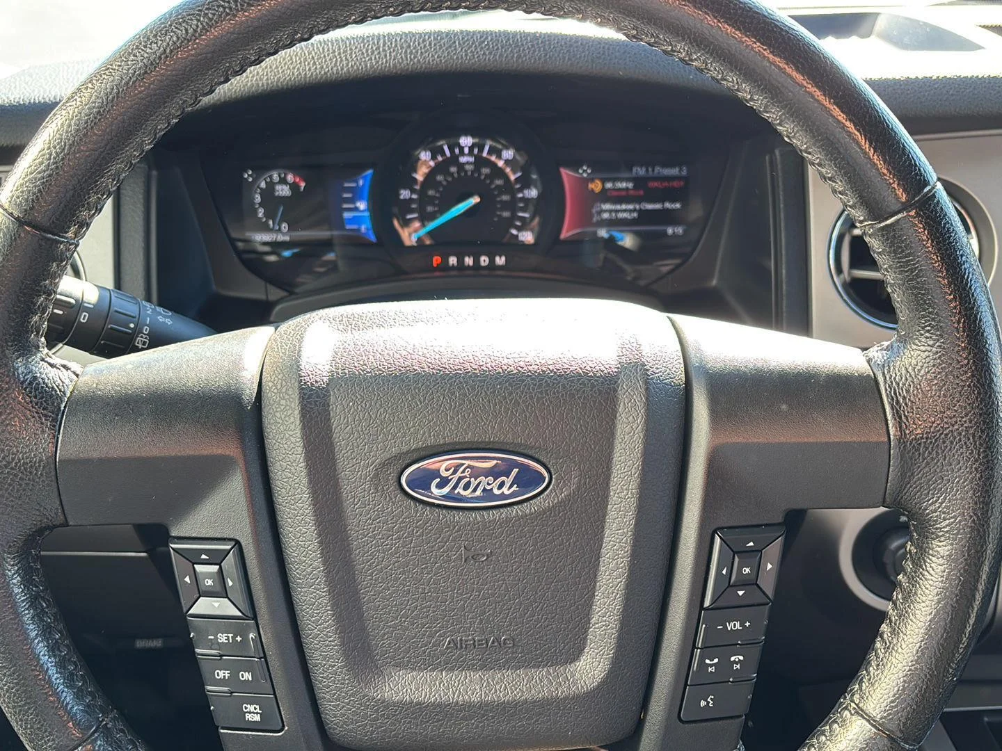 Certified Used 2017 Magnetic Ford XLT image 17