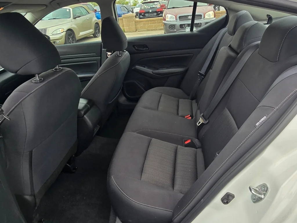 Used 2025 Glacier White Nissan SV image 12