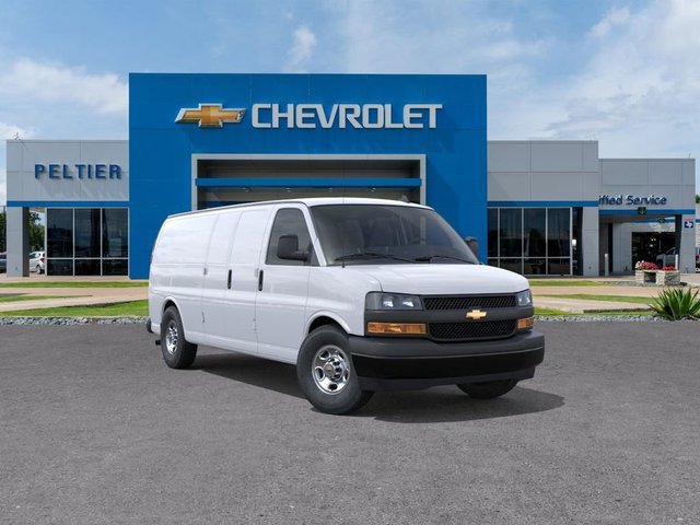 2025 Chevrolet Express Cargo WT