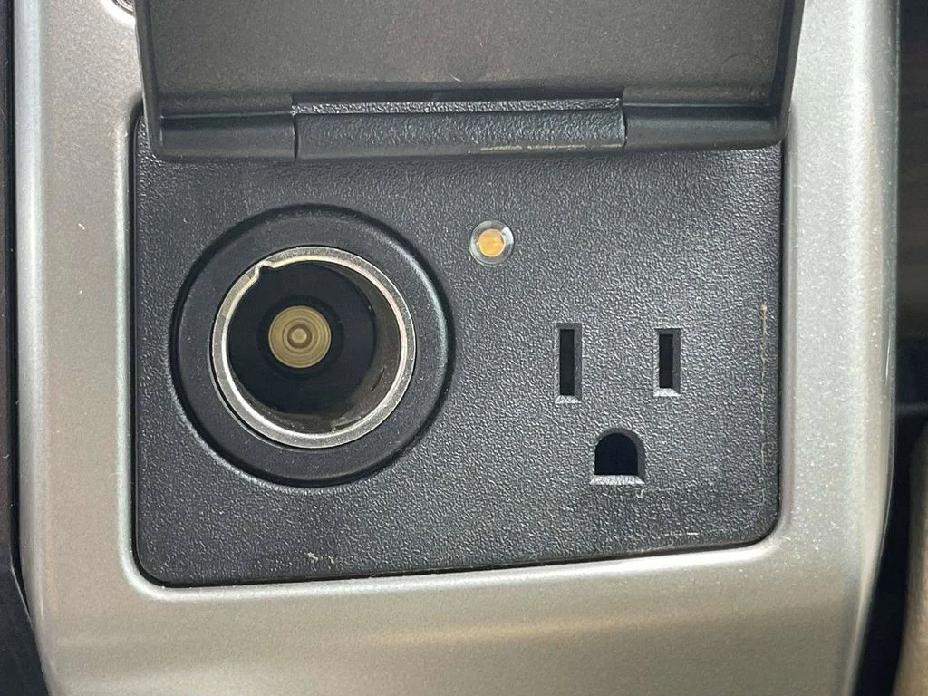 Used 2015 Black Ford Lariat image 23