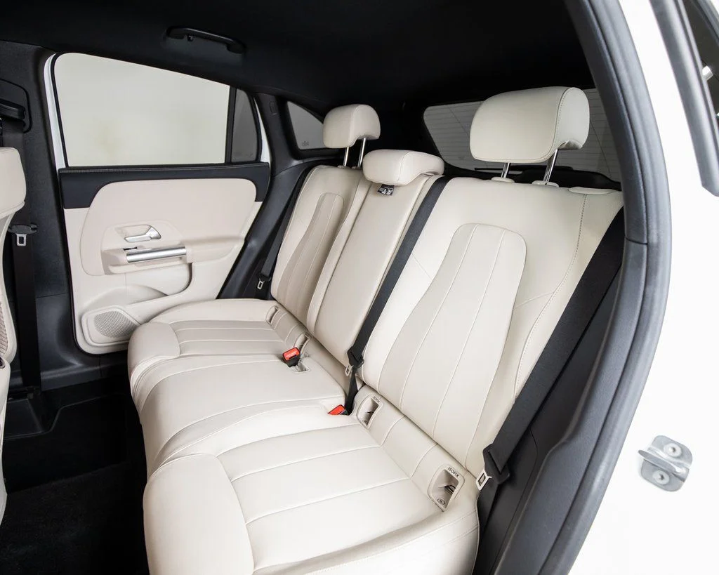 Certified Used 2025  Mercedes-Benz GLA 250 image 9