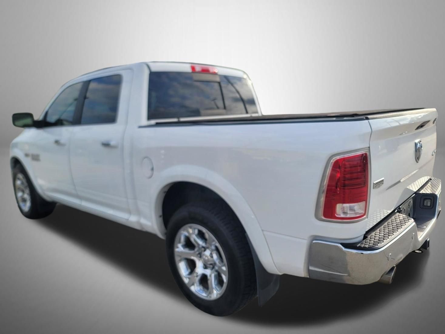 Used 2018 White Ram Laramie image 3